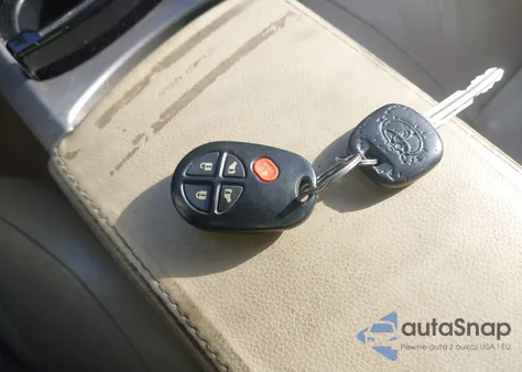 2005 Toyota Prius z USA, uszkodzony, nr VIN JTDKB20U253079386